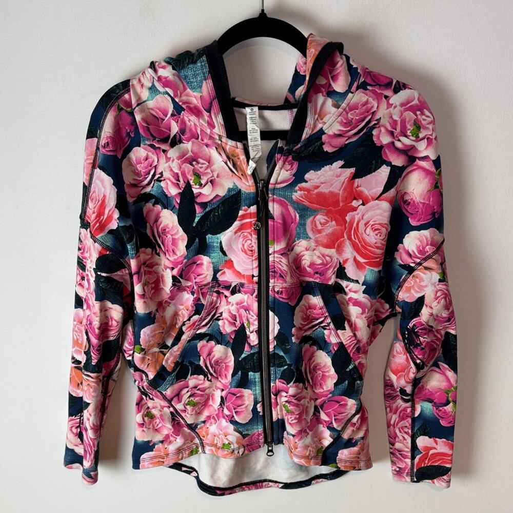 Lululemon women’s 4